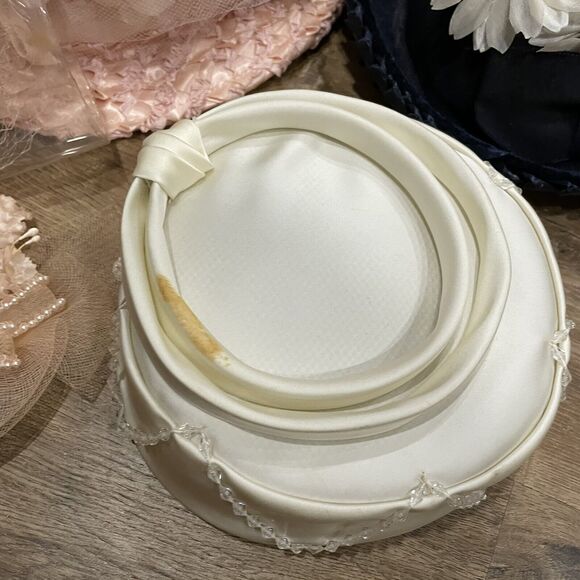 VTG Set 4 Women’s Dressy Hats- 1 Evelyn Varen, 2 Union Made 1 Unbranded W Extras - Picture 3 of 15